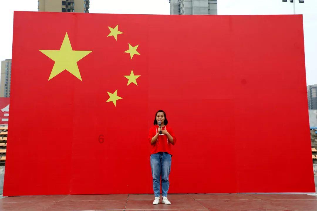 逃离洁白的宾馆